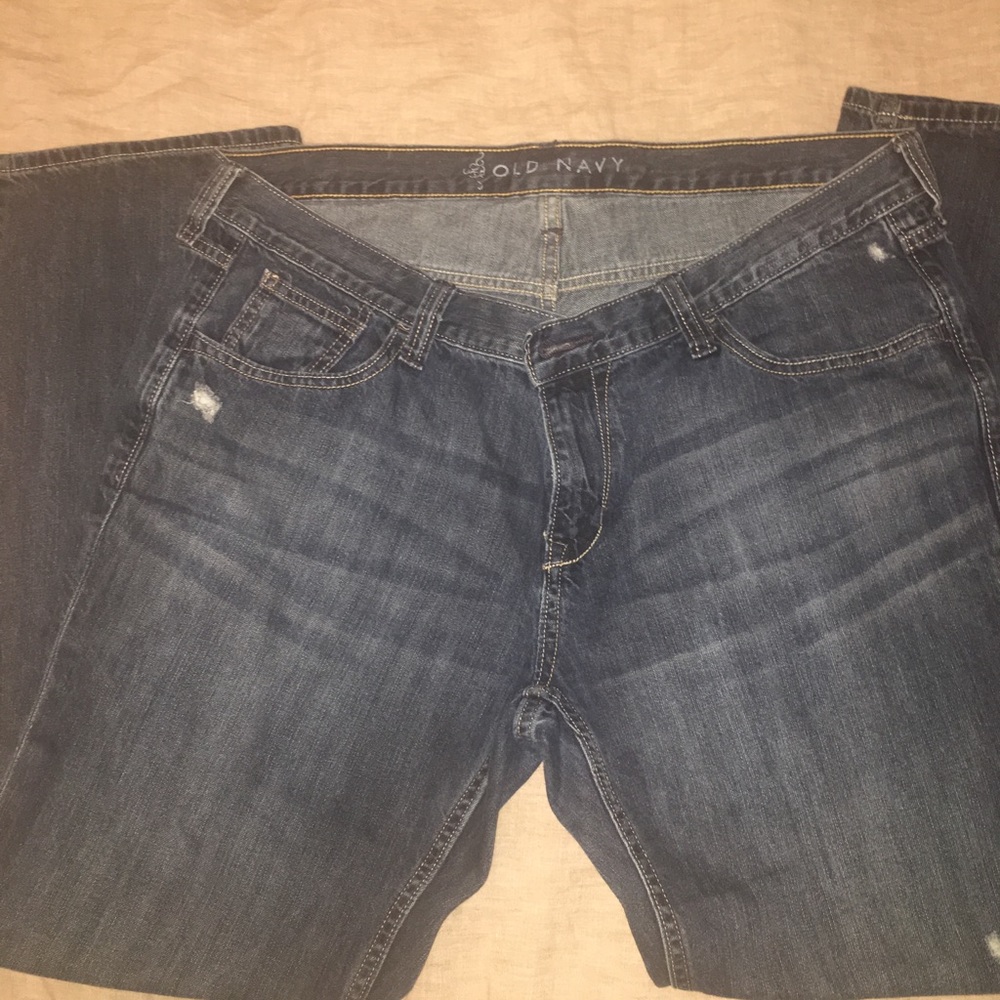 Old navy distressed jeans. Size 16